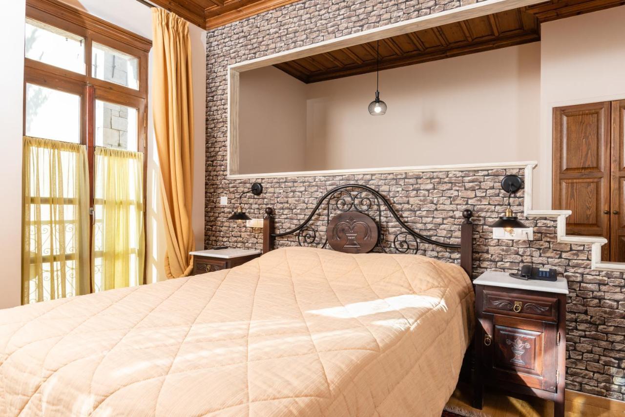 Kaza Guesthouse Dimitsána Eksteriør bilde
