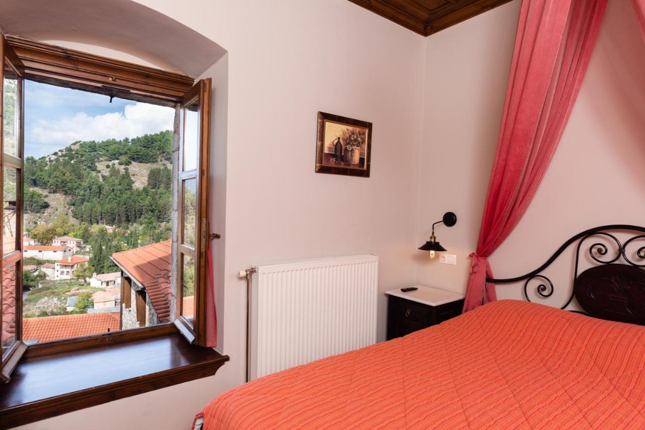 Kaza Guesthouse Dimitsána Eksteriør bilde