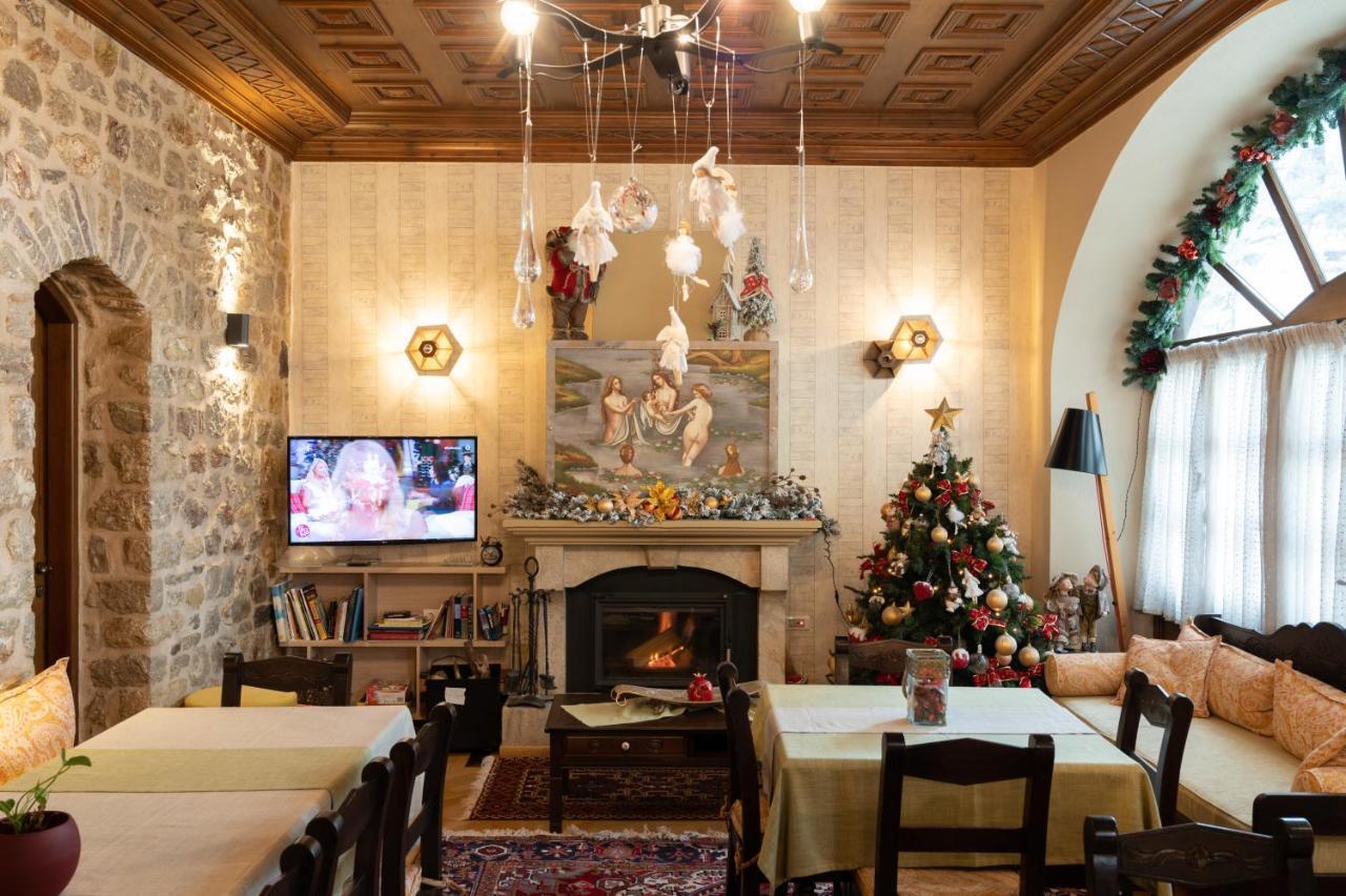 Kaza Guesthouse Dimitsána Eksteriør bilde