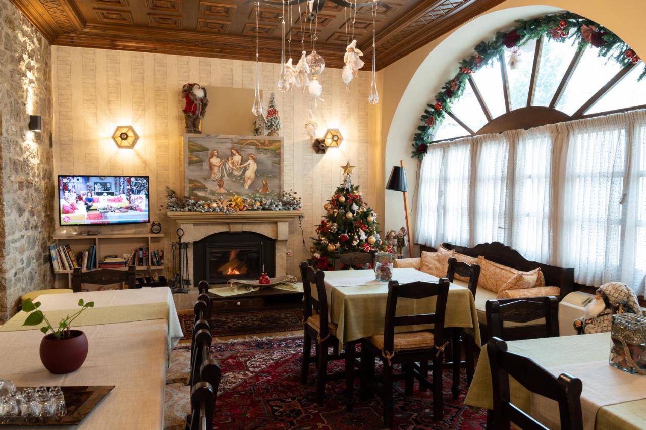 Kaza Guesthouse Dimitsána Eksteriør bilde
